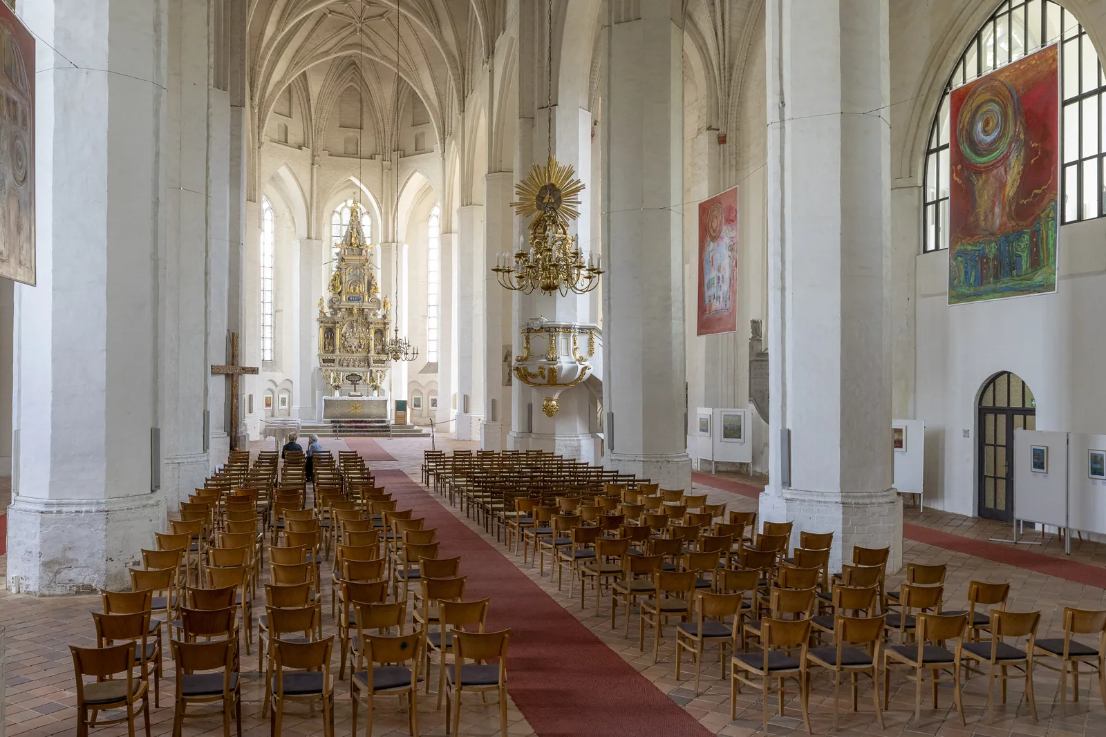 Ausstellung „Komm nur herein, ich öffne dir mein ganzes Herz“ in der Oberkirche St. Nikolai, Cottbus
