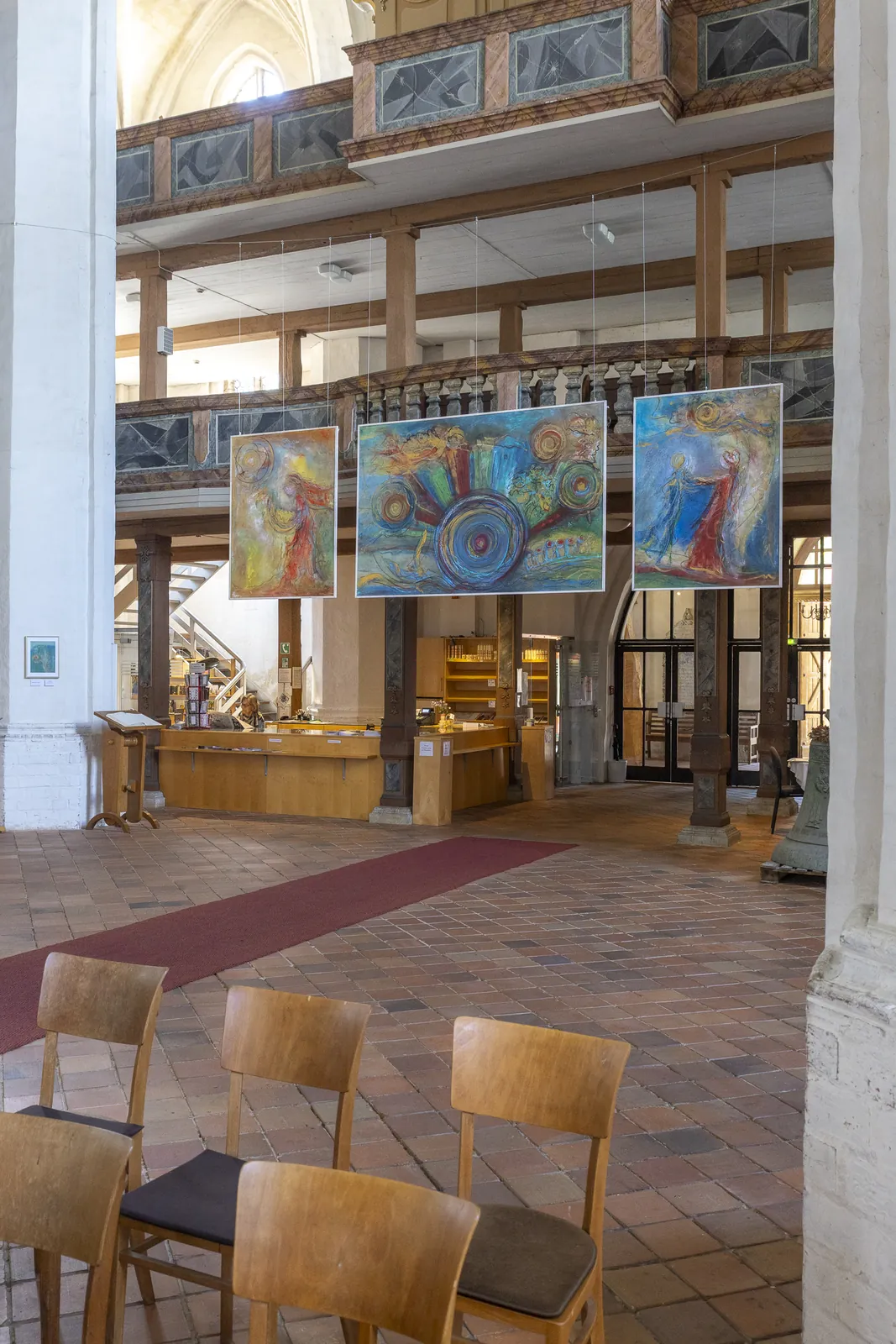 Ausstellung „Komm nur herein, ich öffne dir mein ganzes Herz“ in der Oberkirche St. Nikolai, Cottbus