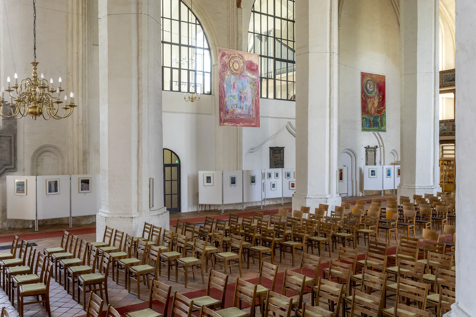 Ausstellung „Komm nur herein, ich öffne dir mein ganzes Herz“ in der Oberkirche St. Nikolai, Cottbus