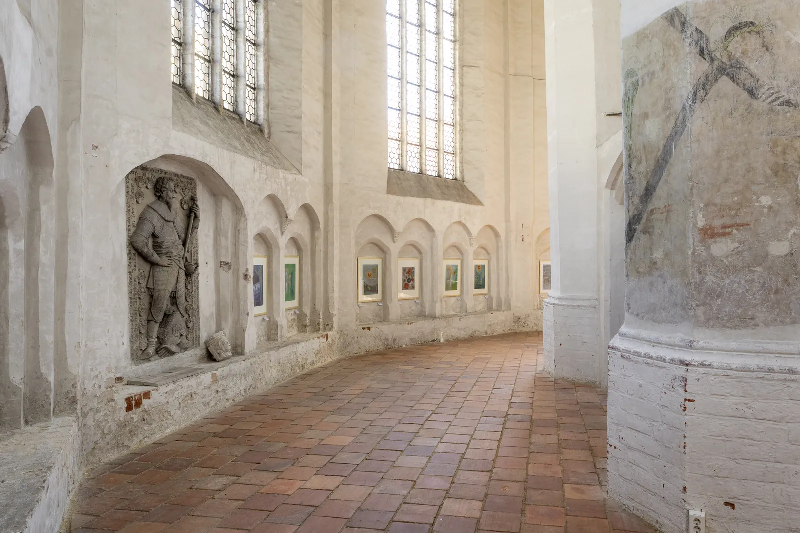 Ausstellung „Komm nur herein, ich öffne dir mein ganzes Herz“ in der Oberkirche St. Nikolai, Cottbus