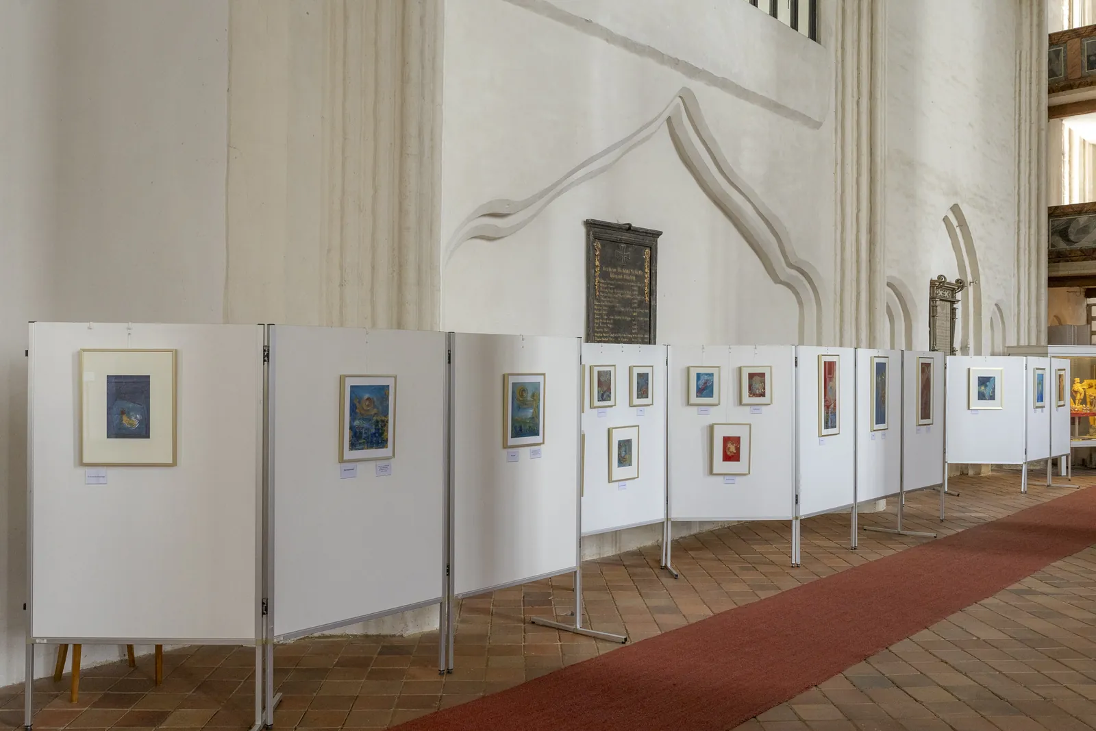 Ausstellung „Komm nur herein, ich öffne dir mein ganzes Herz“ in der Oberkirche St. Nikolai, Cottbus
