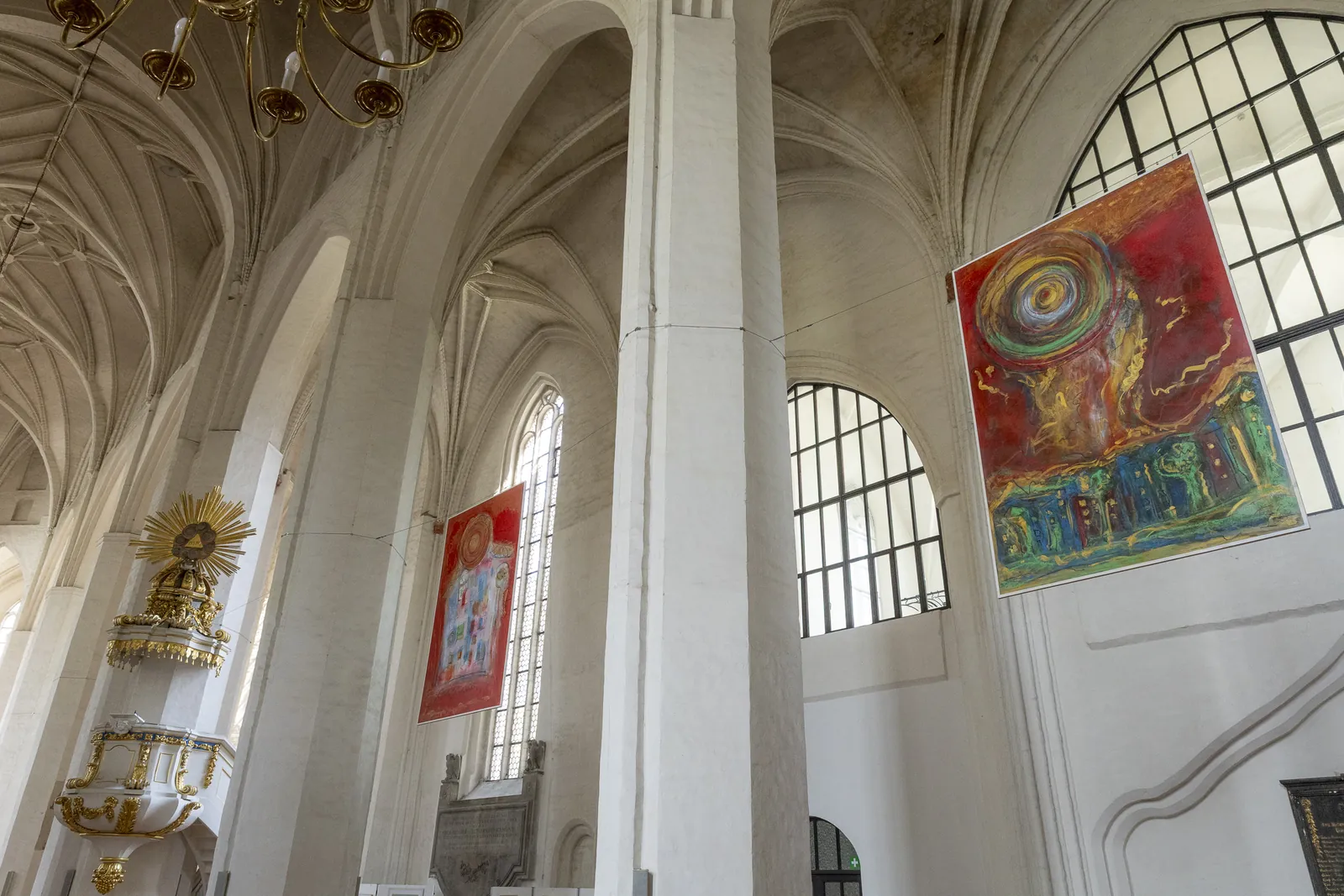 Ausstellung „Komm nur herein, ich öffne dir mein ganzes Herz“ in der Oberkirche St. Nikolai, Cottbus